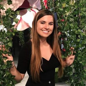 Meet your Posher, Lauren